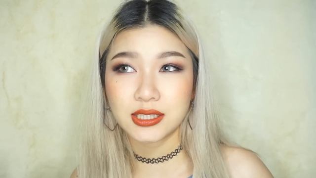 "MY FIRST FAVORITE ITEM VIDEO" เมคอัพชิ้นโปรดติดกระเป๋าของ Mlie_Makeup смотреть онлайн