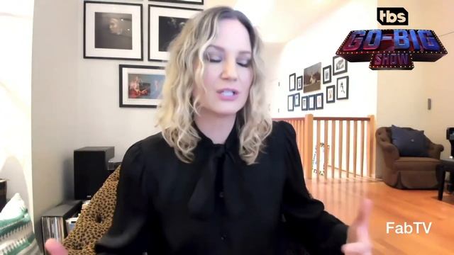 "Go Big Show" interview with the cast special guest star! смотреть онлайн