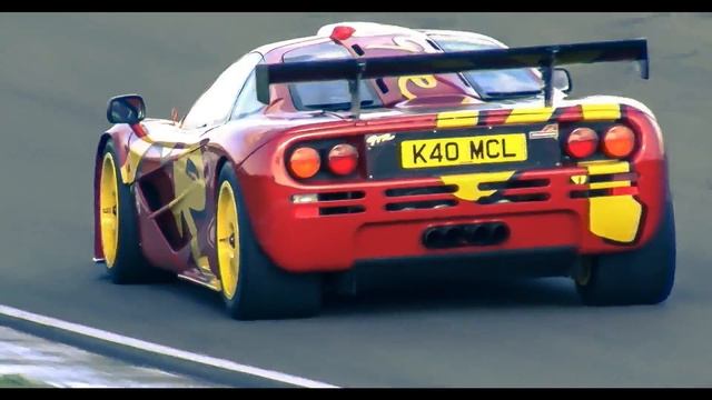 McLaren F1 GTRs gather at Goodwood's 73rd Members' Meeting смотреть онлайн