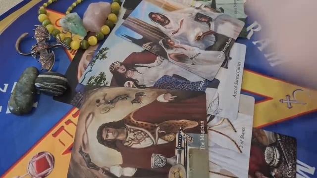 СРОЧНОЕ СООБЩЕНИЕ ОТ ХРАНИТЕЛЯ ВАШЕГО РОДА#магия #таро #расклад