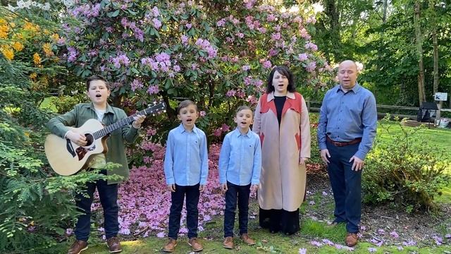 Життя як той цвіт що землю красить . Сім'я Гаврилюк . Сімейний спів . Семейное пение
