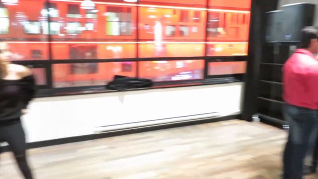 Adriano & Samantha (Salsa Demo) at the Baila Con Gusto night on April 30th 2015 смотреть онлайн