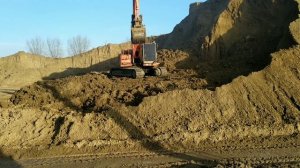 Теплый Зимний день .Экскаватор ЭО 5126 Уралвагонзавод.