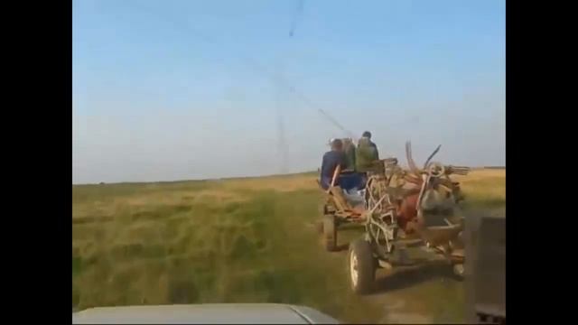 Самодельный трактор из Москвича смотреть онлайн