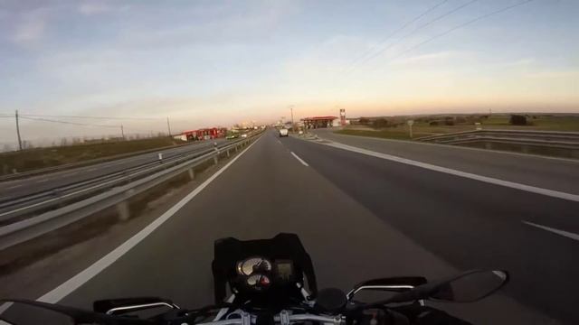 BMW F650GS EXHAUST SOUND!! смотреть онлайн