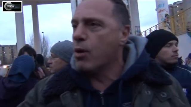 Napoli: Da OccupyScampia a OccupyAmoci di Scampia смотреть онлайн