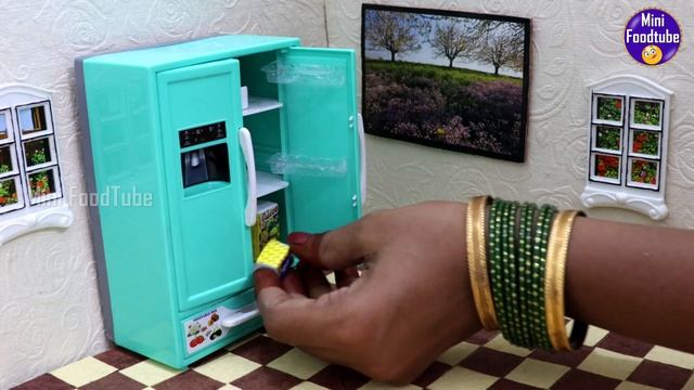 Mini FoodTube house tour I Miniature house tour I Quick & easy Mini house set up I Mini house set u смотреть онлайн