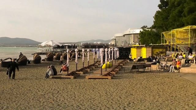 В Геленджик вернулось лето смотреть онлайн