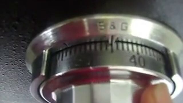 How to operate a Sargent & Greenleaf dial lock смотреть онлайн
