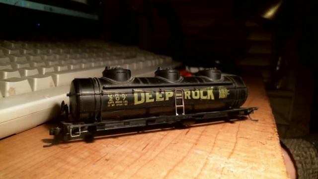 Athearn Deep Rock Three Dome Tank Car Part 02 New Steps смотреть онлайн