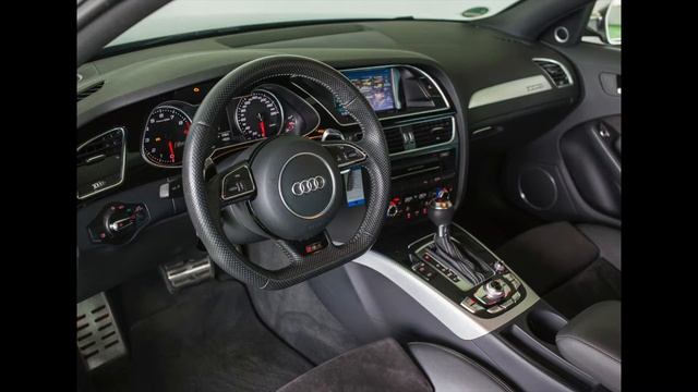 Audi RS4 Avant 4.2 FSI Quattro Showreel