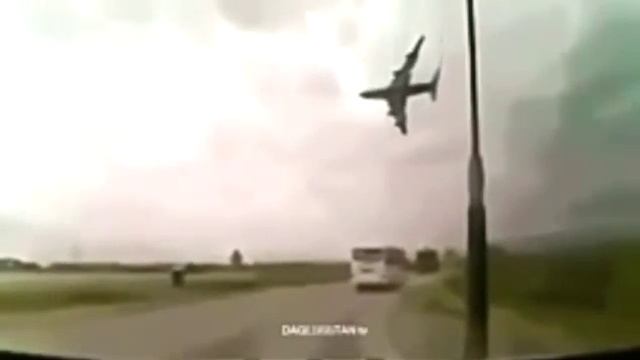 Падение самолета смотреть онлайн