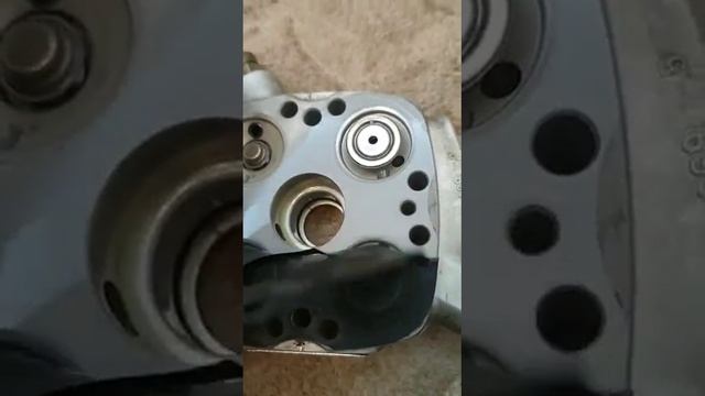 Mercedes M102 dağıtıcı tamiri M102 engine fuel distributor repair @benzjetronic Farzad Homaypoor смотреть онлайн