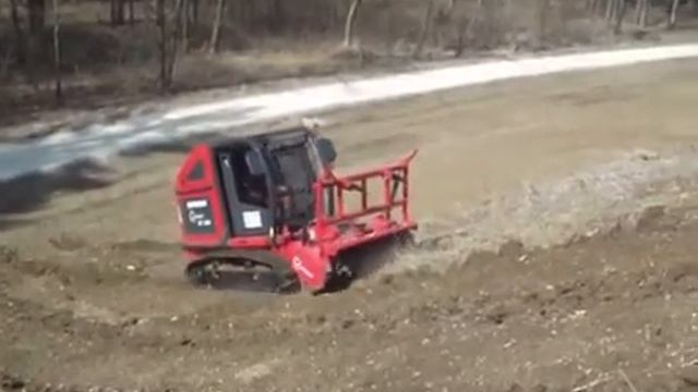 AHWI RT200 самоходный мульчер