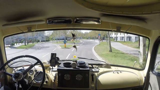 Driving Mercedes LA710 KR, BJ 1964