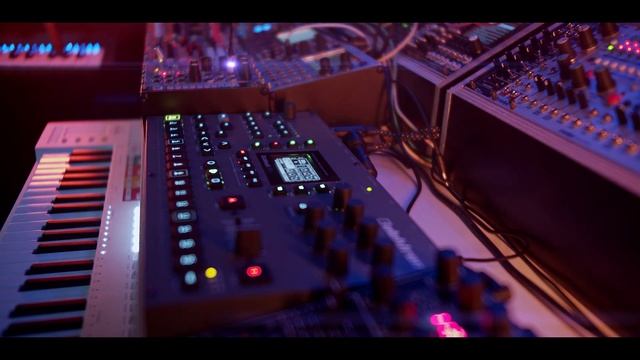 State Azure Edge Of Forever - Ambient Performance (Octatrack, Hydrasynth, Big Sky, Timeline)