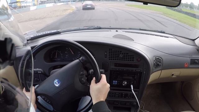 Saab 9-5 på Mantorp Trackday 2017 (TEKNIKENS VÄRLD) смотреть онлайн