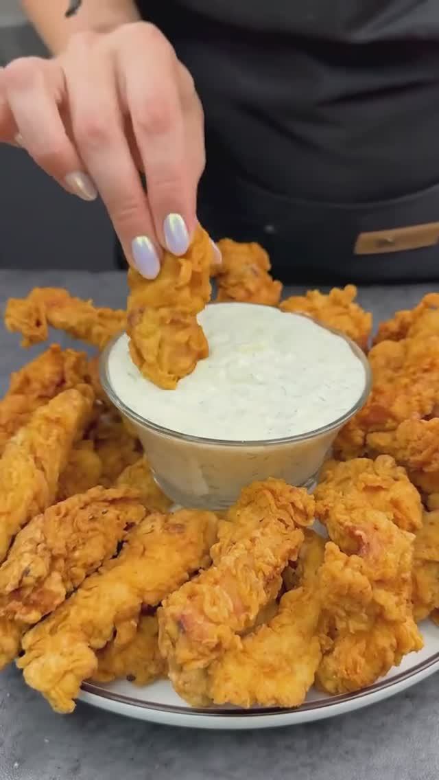 СТРИПСЫ #shorts смотреть онлайн