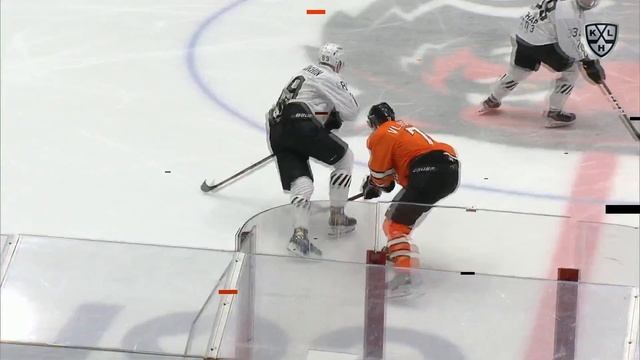 Vitaly Kravtsov scores on own rebound смотреть онлайн