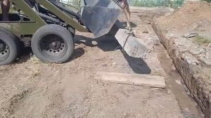 минипогрузчик укладка бетонных шпал