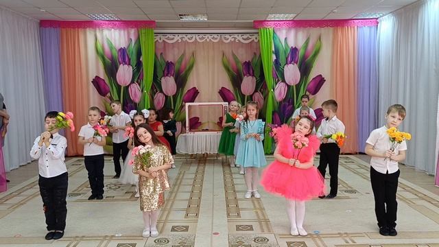 "Тепло сердец для милых мам" в подготовительной к школе группе смотреть онлайн