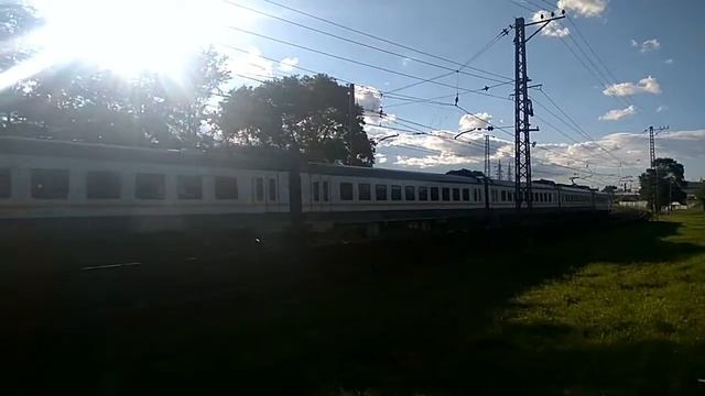 Электропоезд ЭП2Д-0018. смотреть онлайн