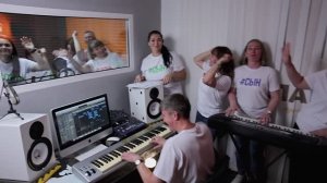 Видеоклип в подарок на выпускной или последний звонок