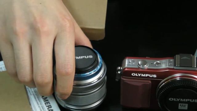 Olympus PEN Mini E-PM2: Whats in the Box! смотреть онлайн