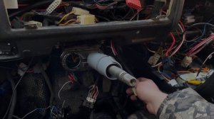 Как установить подрулевые переключатели от калины на ниву