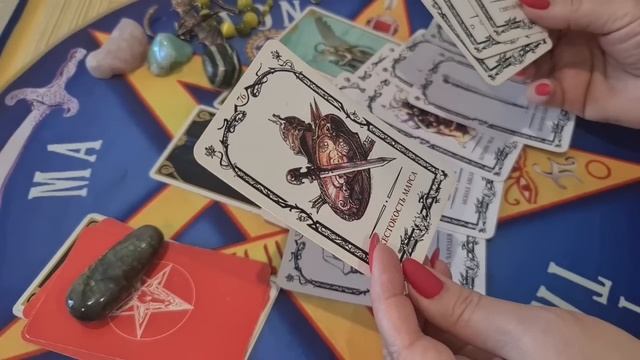 ШОК! ПОЧЕМУ ТЕ,КТО ДЕЛАЕТ ЗЛО, ПОРЧИ,  ЖИВУТ ПРИПЕВАЮЧИ? И ТАК ЛИ? #таро #расклад