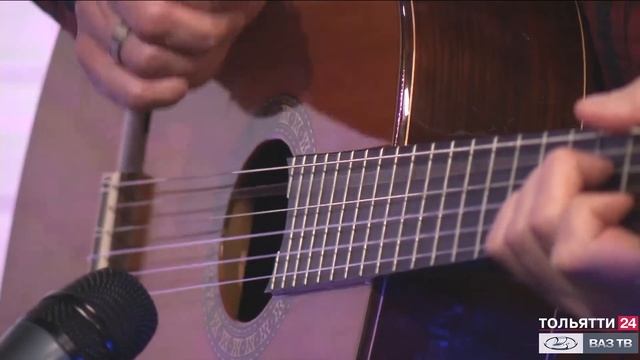 «АРТ-гримёрка» №13 Гость программы – автор и исполнитель Михаил Кочережко 30.04.2021