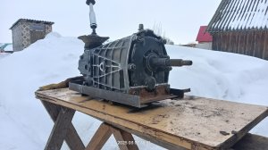 самодельный минитрактор подрамник для КПП (видео 2)