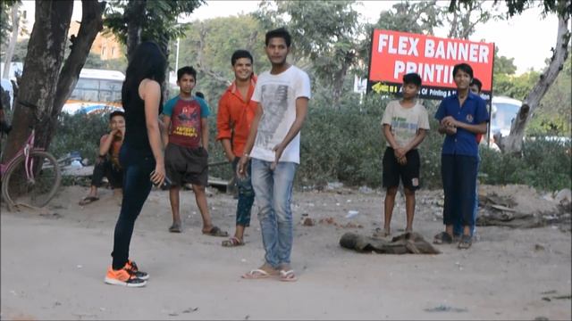 Slapping girl ass prank | Slapping girl ass prank in india | Girl ass prank смотреть онлайн
