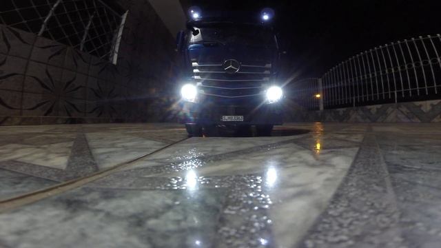 Mercedes Bens Actros 2651 смотреть онлайн