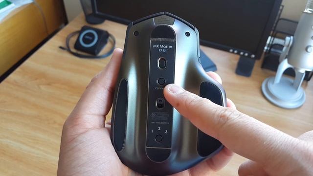 Logitech MX Master Review! смотреть онлайн