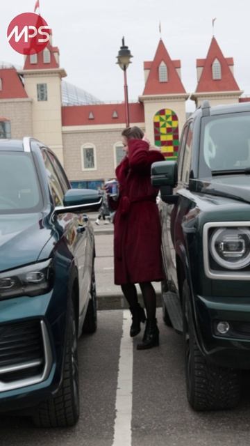 Haval H9 или Geely Monjaro? Что выбрала Блондинка? Смотрите на Automps тесты с Монджаро и Хавэйл Н9 смотреть онлайн