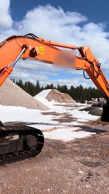 2001 Fiat Hitachi EX165 crawler excavator w/bucket смотреть онлайн