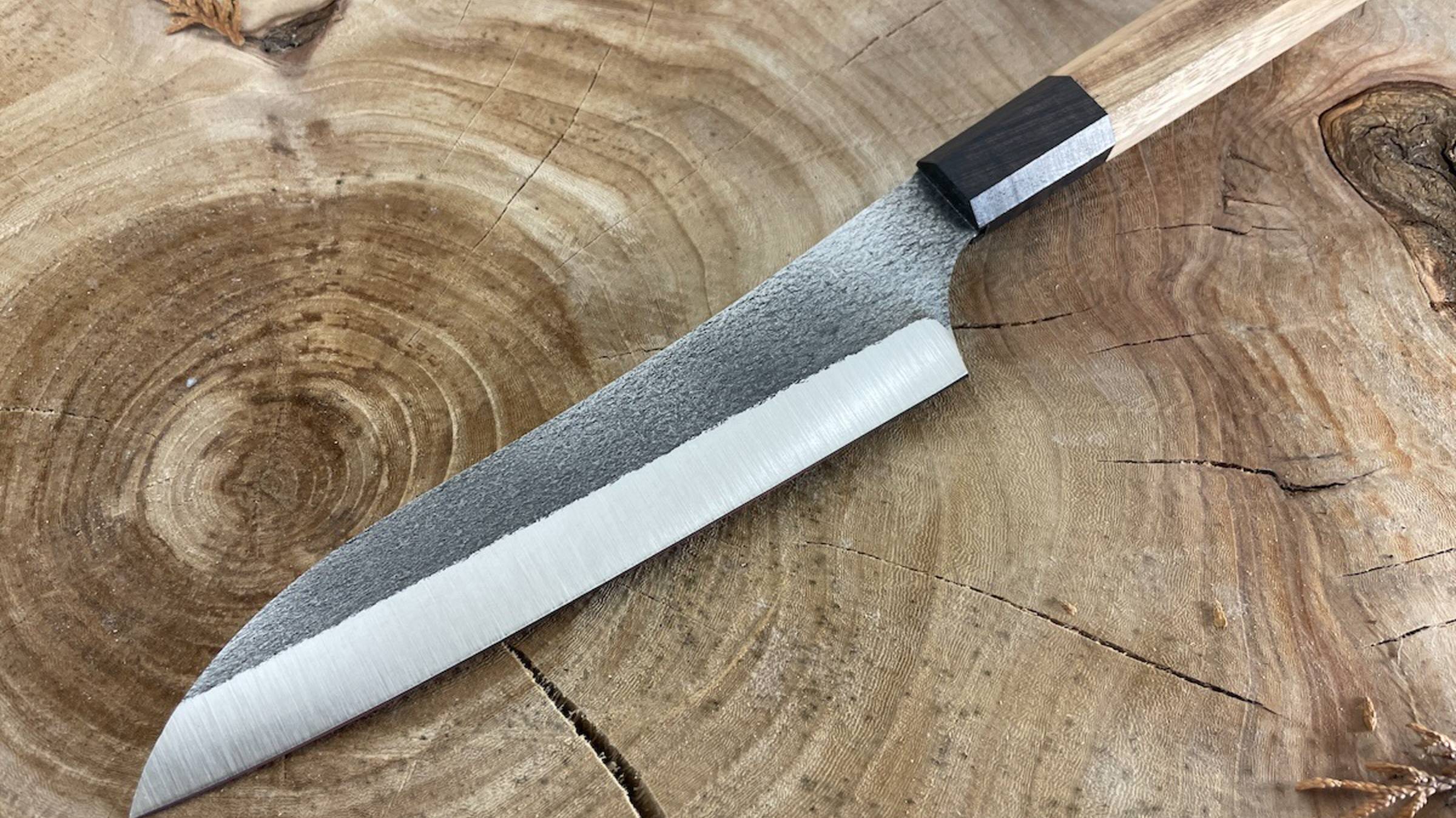 Кухонный нож в Японском стиле из PGK смотреть онлайн