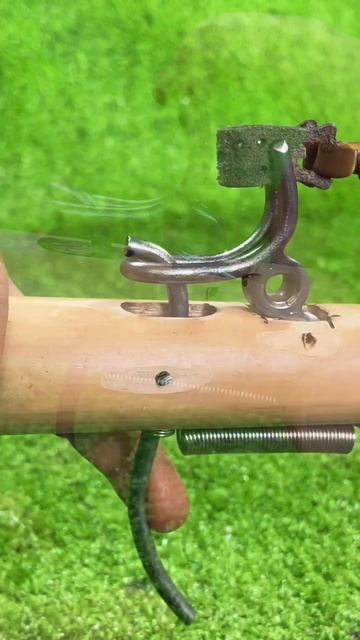 Пример спускового механизма смотреть онлайн