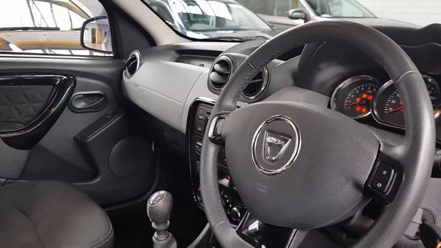 161LH206 - 2016 Dacia Duster LOW MILEAGE SIG 10,750 смотреть онлайн