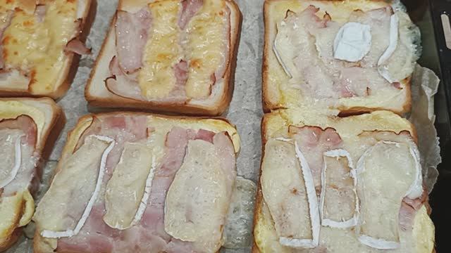 Как приготовить горячие бутерброды в духовке. Бутерброды с сыром и беконом,идеальный, быстрый рецепт смотреть онлайн