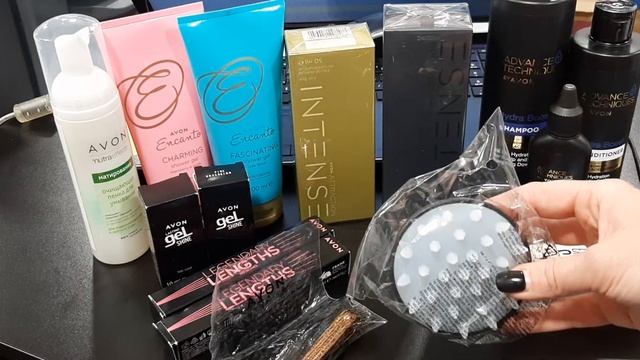 Розпаковка першого замовлення AVON в вересні 2022 смотреть онлайн