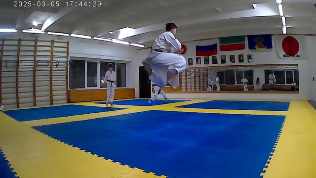 20250305_174352A смотреть онлайн