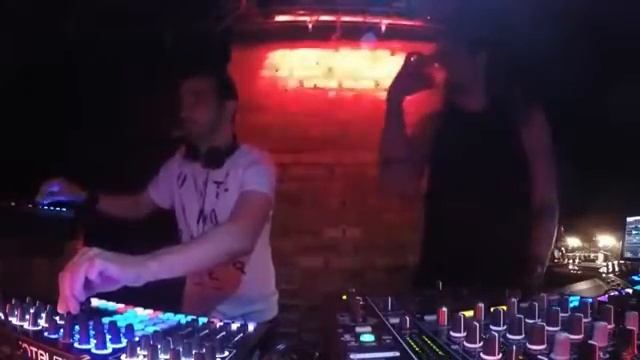 Mia Wallace LIVE @ SPYBAR - Transmit Tuesdays 2015 смотреть онлайн