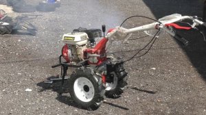 Маленький мотоблок - большая проблема_ Клинит движок_ Ремонт_ Замена масла и воздушного фильтра