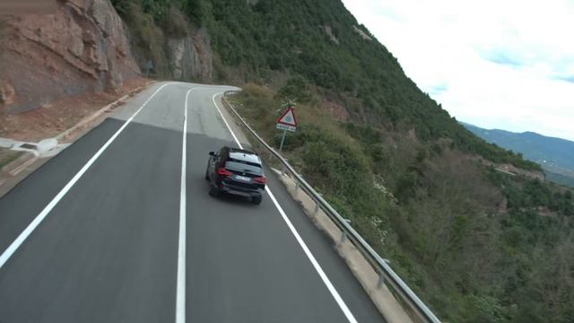 2022 BMW iX3 | Sound, Driving Sense смотреть онлайн