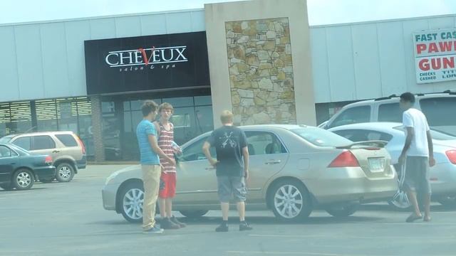 PEE PRANK!! (Car Edition) feat. Blake Bellamy смотреть онлайн