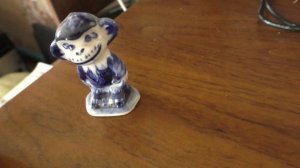 Почему телевизор зависает на заставке и не идет дальше?