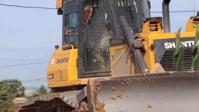 Shantui Dh17c2 Lgp бульдозер толкает почвусвалку