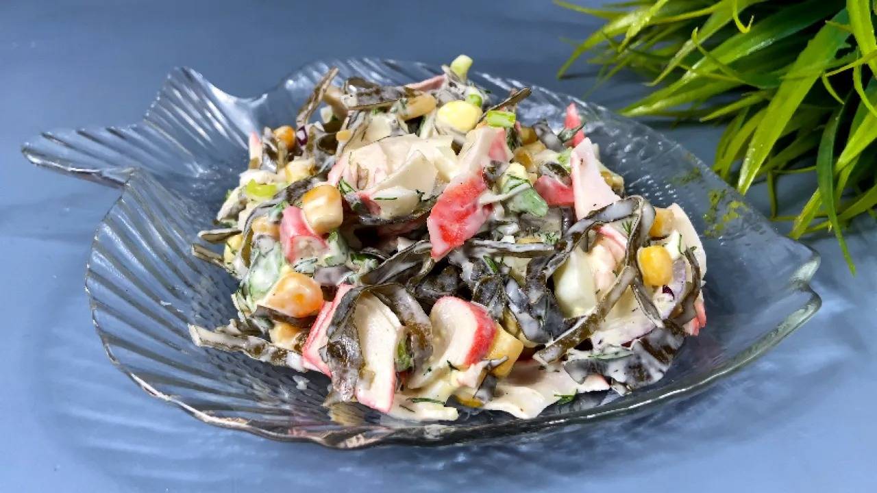 Салат "ДУША РЫБАКА" просто добавьте КУКУРУЗУ и он станет еще ВКУСНЕЕ! смотреть онлайн
